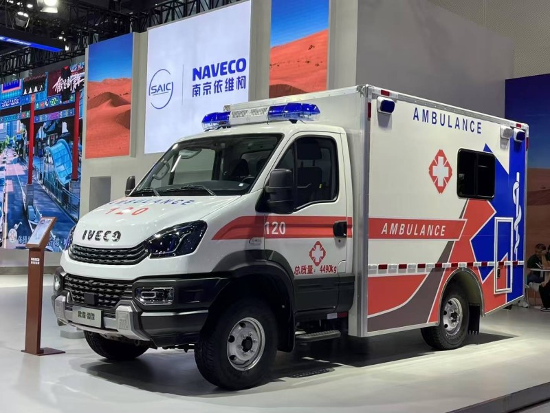 lveco 4wd Samochód ambulansowy medyczny